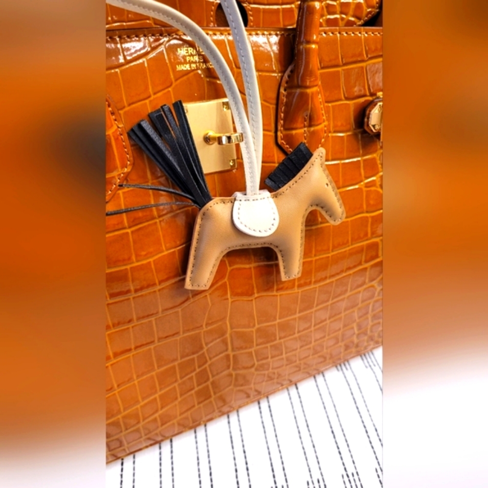 HERMÈS RODEO CHARM PEGASE ✨️ - Picture 3 of 15